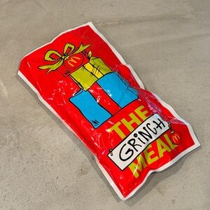 NWT McDonald’s The Grinch Meal Yellow Socks